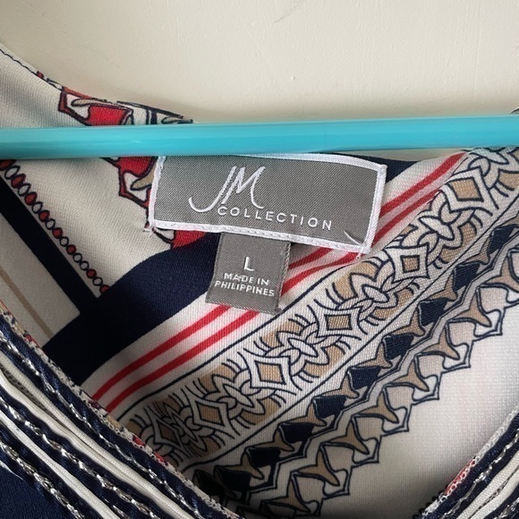 JM collection blouse. White with interesting pattern. Size L - Picture 2 of 3